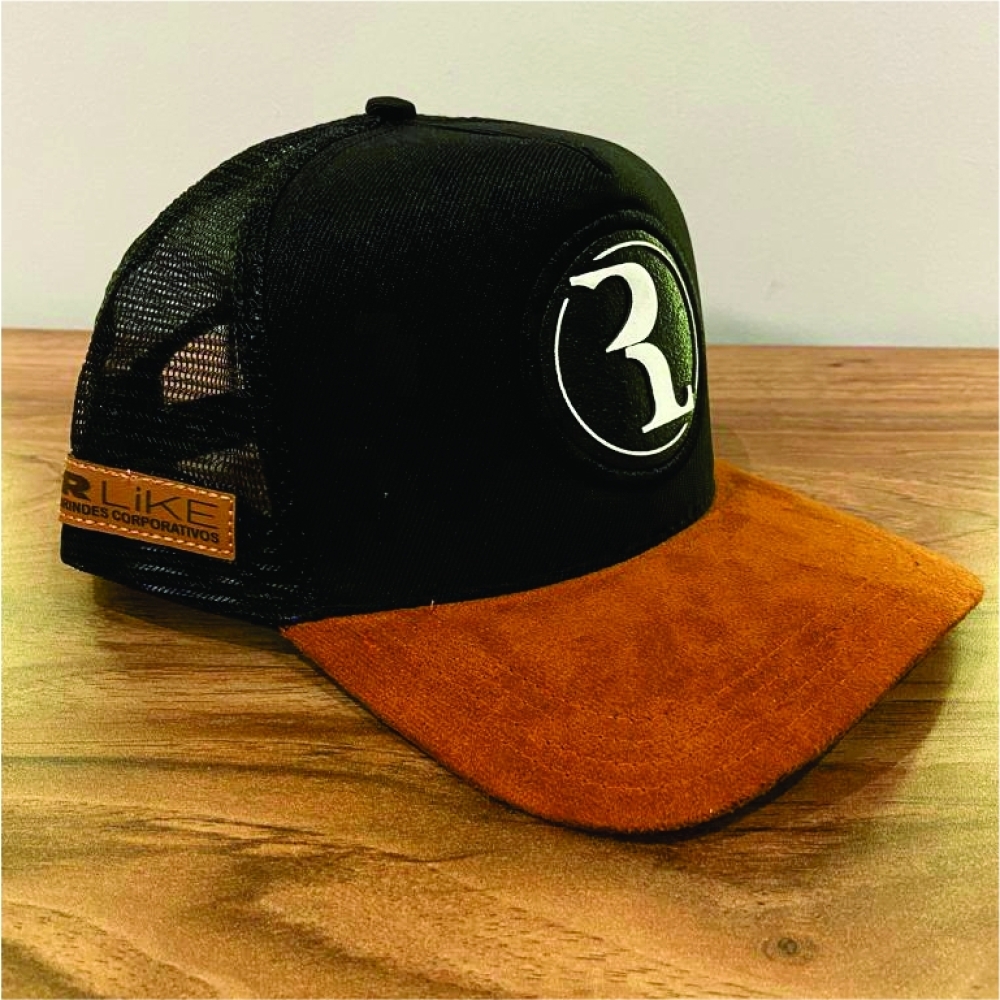 Boné (Fabricado sob encomenda)